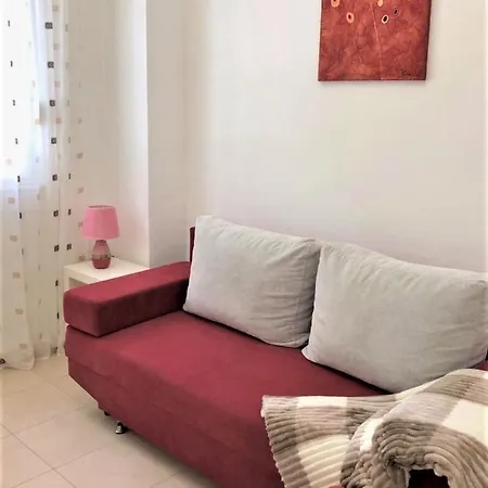 Bougainville Lemon Apartment