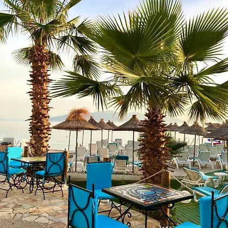 Bougainville Lemon Apartment Appartamento Sarandë